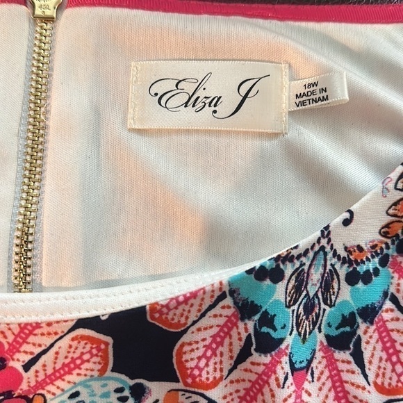 Guc Beautiful Floral Summer Short Sleeves Dress by ELIZA J. Size 18W. - Picture 7 of 7